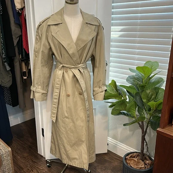 Vintage Women’s Trench Coat - Picture 2 of 5